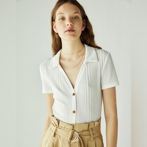 BERSHKA Ribbed Collar Short Sleeve Shirt